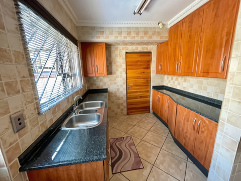 3 Bedroom Property for Sale in Mackenzie Park Gauteng