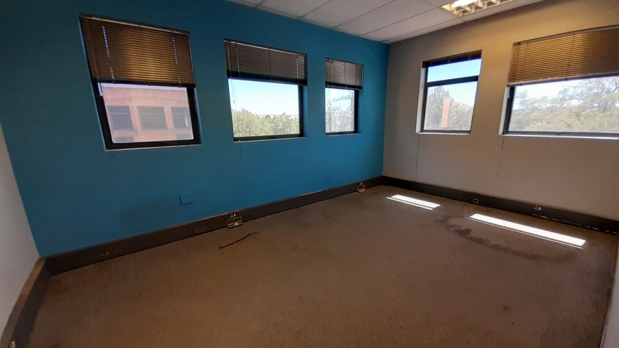 To Let Commercial Property for Rent in Faerie Glen Gauteng