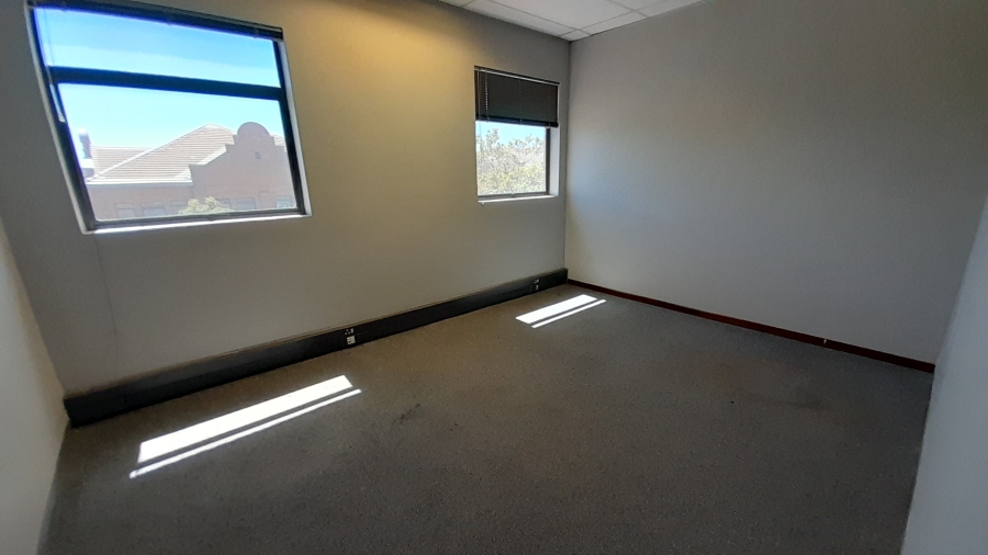 To Let Commercial Property for Rent in Faerie Glen Gauteng