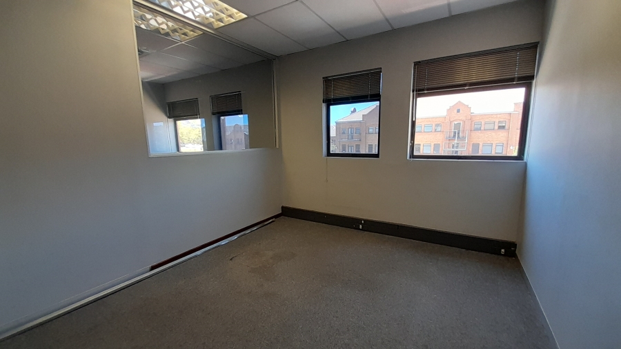 To Let Commercial Property for Rent in Faerie Glen Gauteng