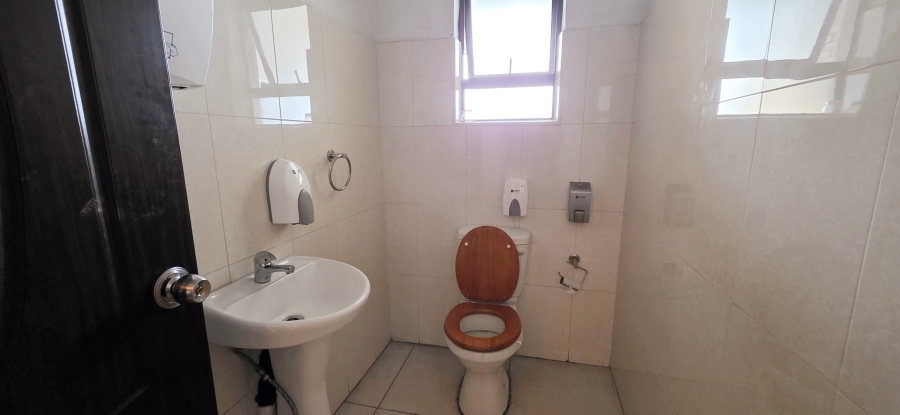 To Let Commercial Property for Rent in Halfway House Gauteng