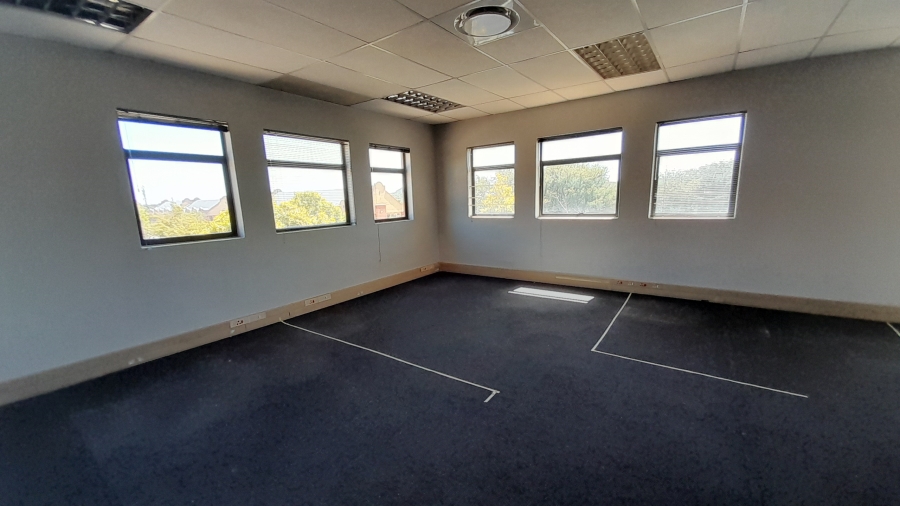 To Let Commercial Property for Rent in Faerie Glen Gauteng