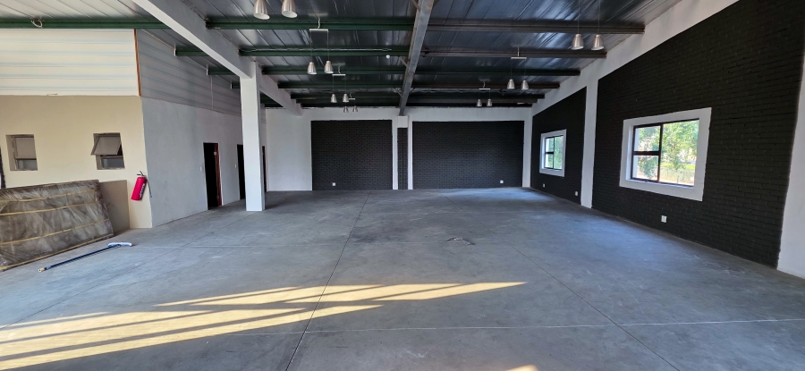 To Let Commercial Property for Rent in Halfway House Gauteng