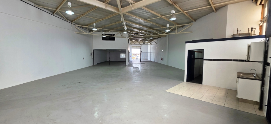 To Let Commercial Property for Rent in Halfway House Gauteng