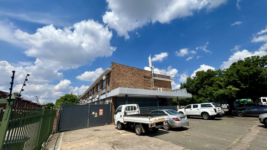 Commercial Property for Sale in Kilner Park Gauteng
