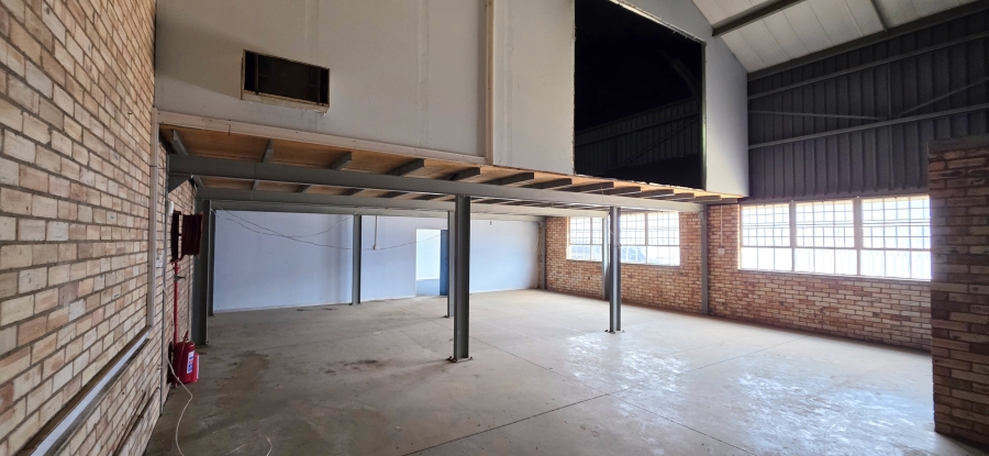 To Let Commercial Property for Rent in Grand Central Gauteng