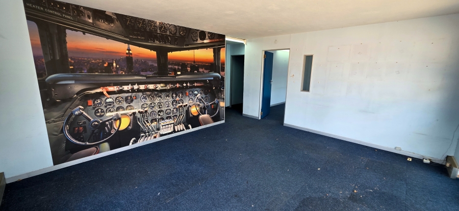 To Let Commercial Property for Rent in Grand Central Gauteng