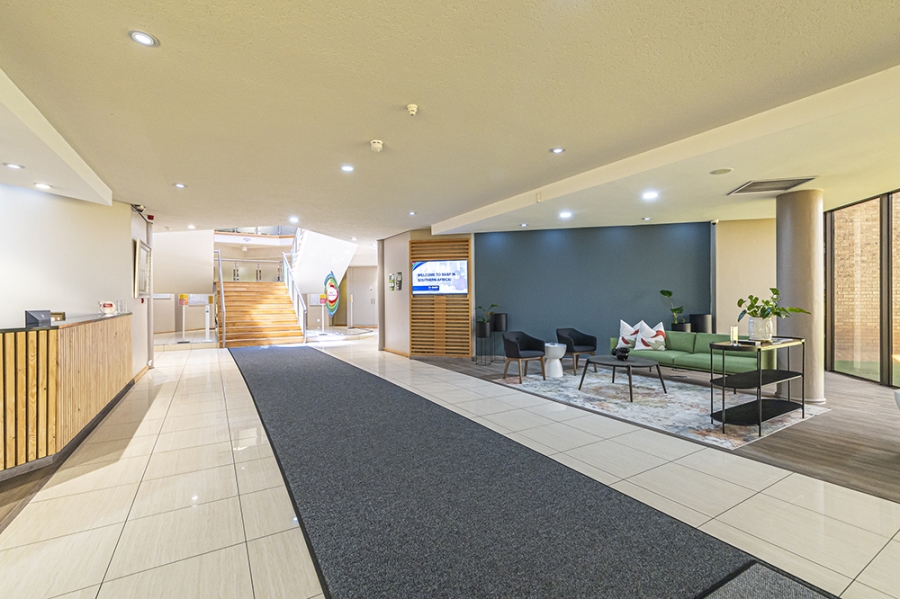 To Let Commercial Property for Rent in Randjespark Gauteng