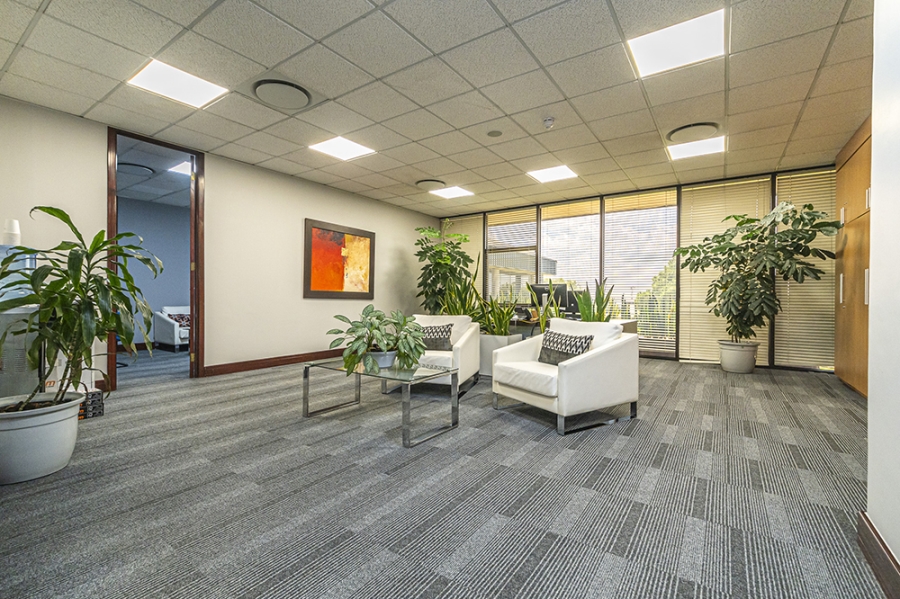 To Let Commercial Property for Rent in Randjespark Gauteng
