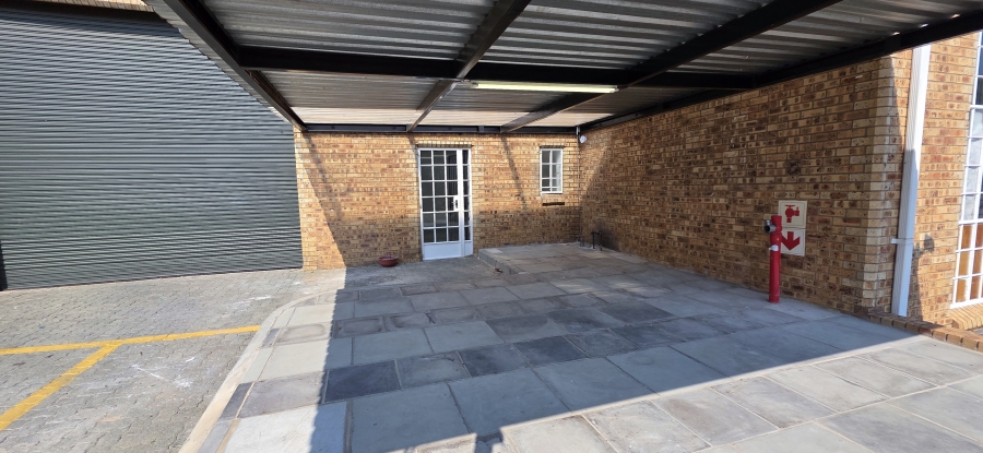 To Let Commercial Property for Rent in Halfway House Gauteng