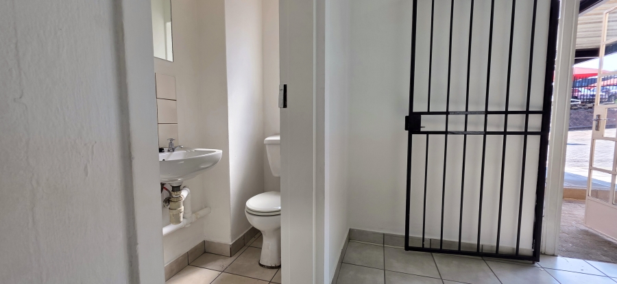To Let Commercial Property for Rent in Halfway House Gauteng
