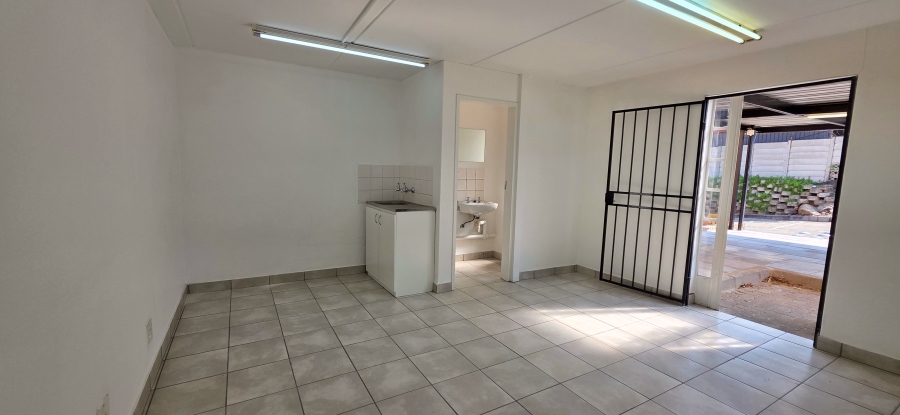 To Let Commercial Property for Rent in Halfway House Gauteng
