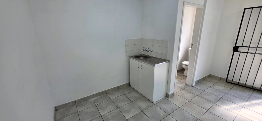To Let Commercial Property for Rent in Halfway House Gauteng