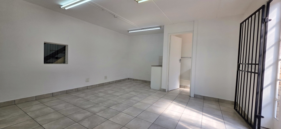 To Let Commercial Property for Rent in Halfway House Gauteng