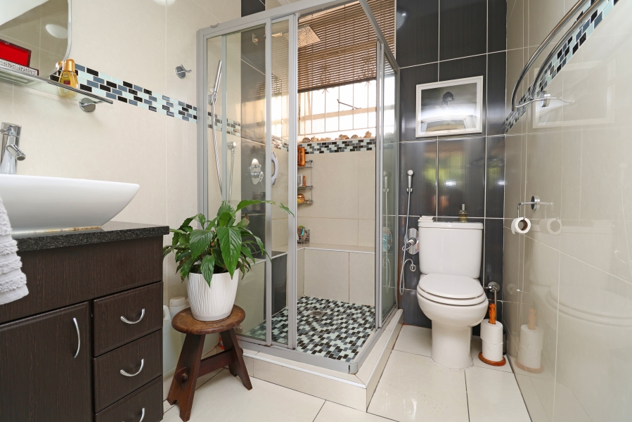 1 Bedroom Property for Sale in Houghton Estate Gauteng