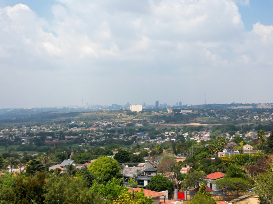 4 Bedroom Property for Sale in Northcliff Gauteng