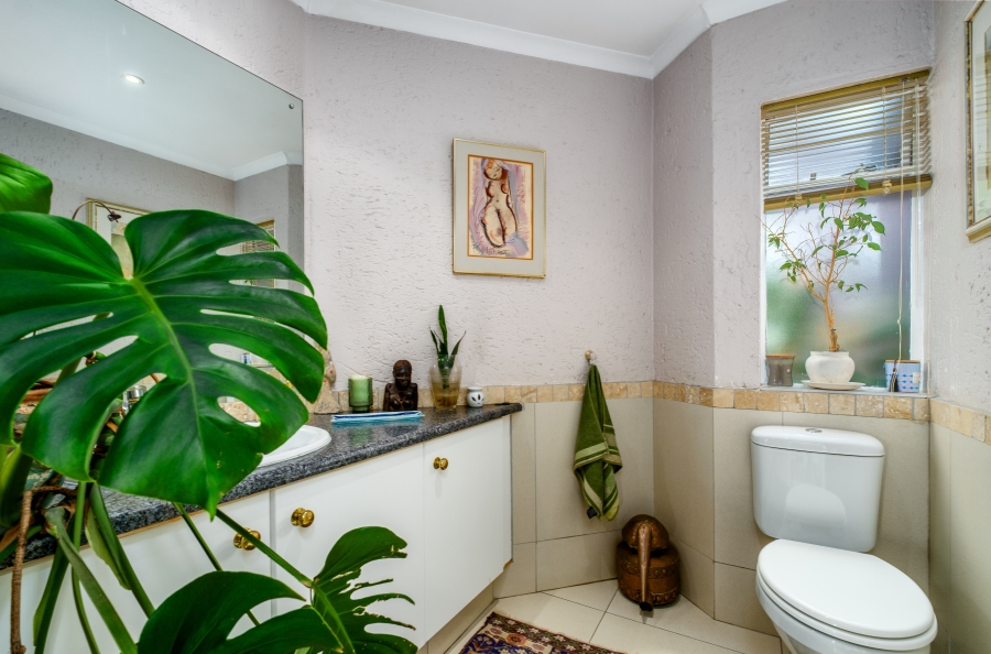 4 Bedroom Property for Sale in Northcliff Gauteng