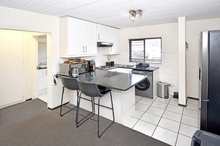 1 Bedroom Property for Sale in Craighall Gauteng