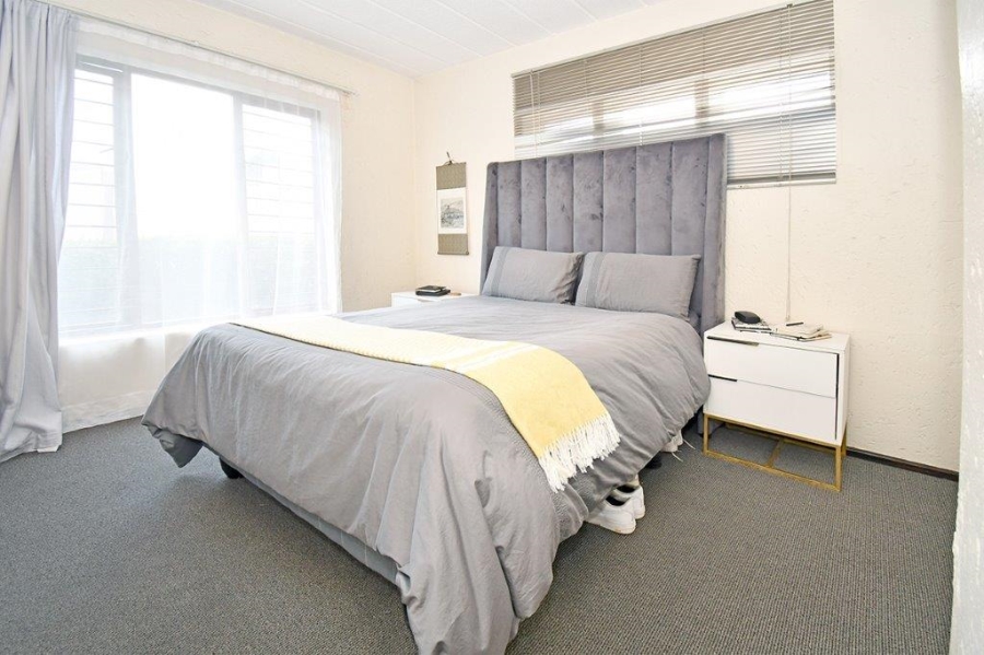 1 Bedroom Property for Sale in Craighall Gauteng