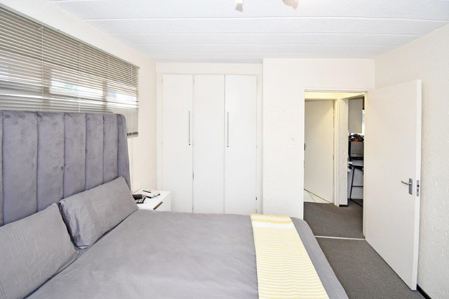 1 Bedroom Property for Sale in Craighall Gauteng