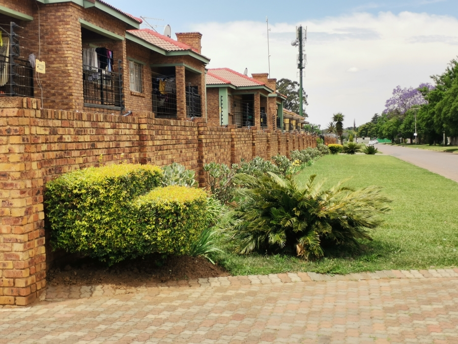 2 Bedroom Property for Sale in Modder East Gauteng