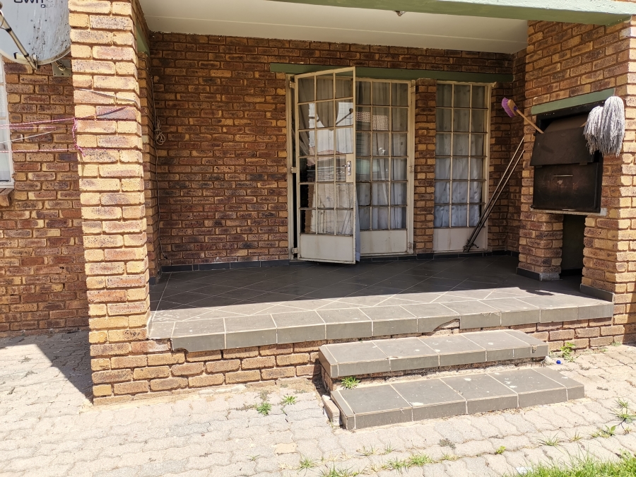 2 Bedroom Property for Sale in Modder East Gauteng