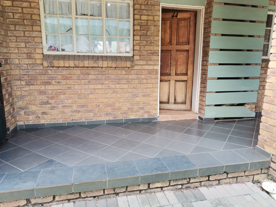 2 Bedroom Property for Sale in Modder East Gauteng