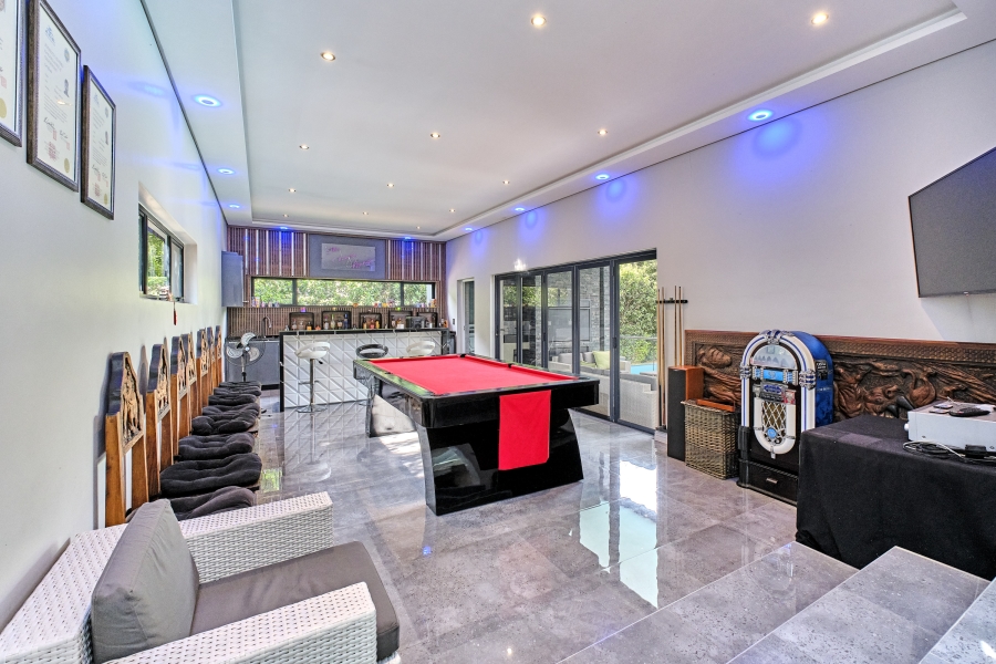 4 Bedroom Property for Sale in Waterfall Country Estate Gauteng