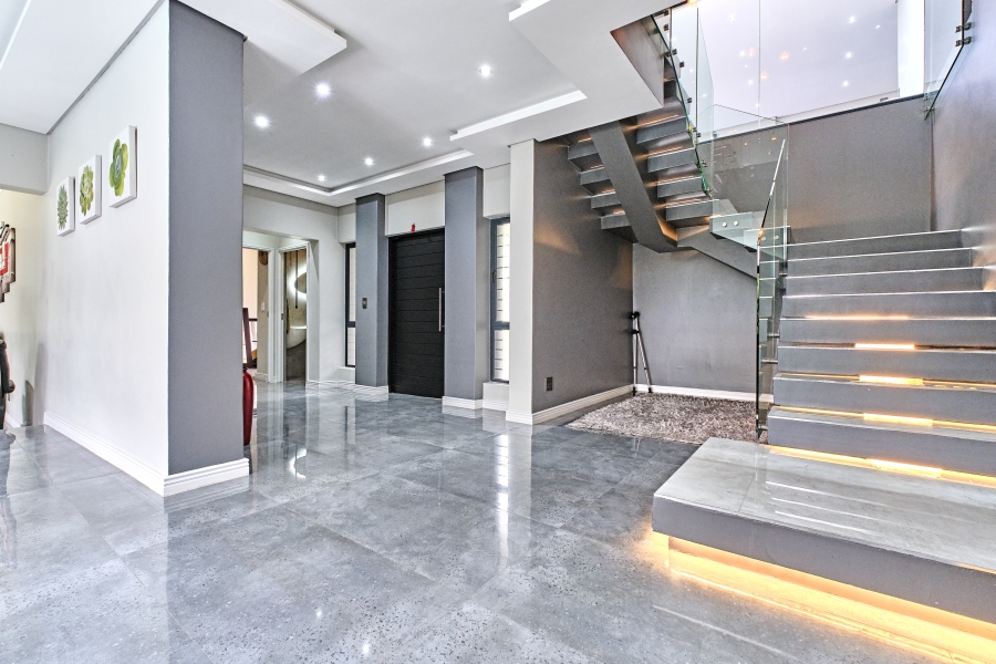 4 Bedroom Property for Sale in Waterfall Country Estate Gauteng