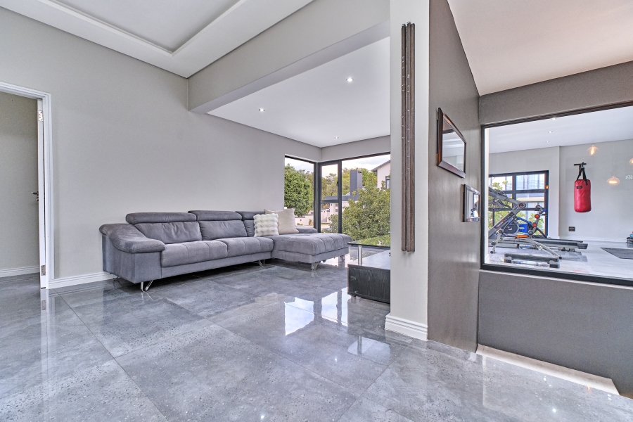 4 Bedroom Property for Sale in Waterfall Country Estate Gauteng