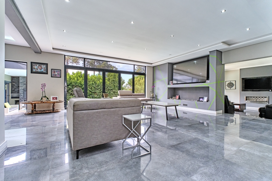 4 Bedroom Property for Sale in Waterfall Country Estate Gauteng