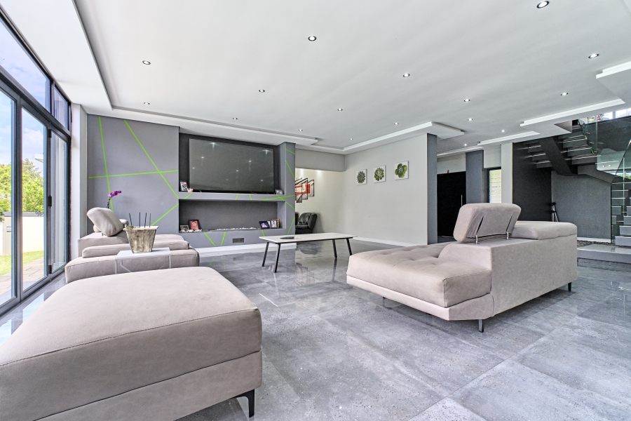 4 Bedroom Property for Sale in Waterfall Country Estate Gauteng