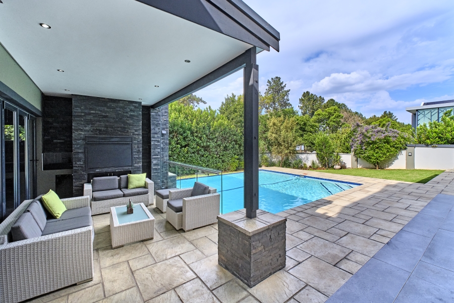 4 Bedroom Property for Sale in Waterfall Country Estate Gauteng
