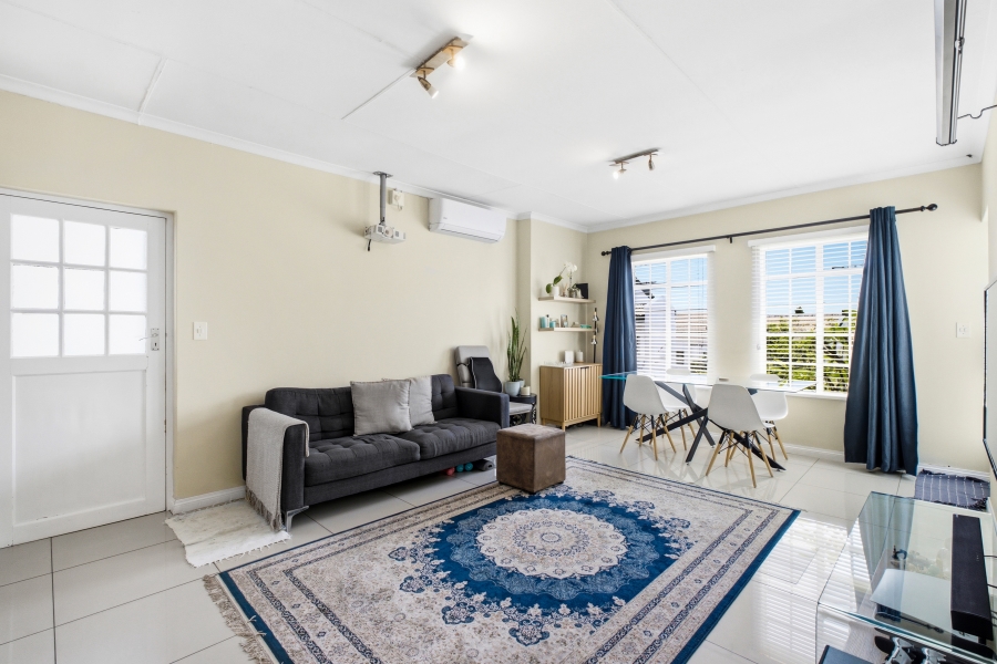 2 Bedroom Property for Sale in Magaliessig Gauteng