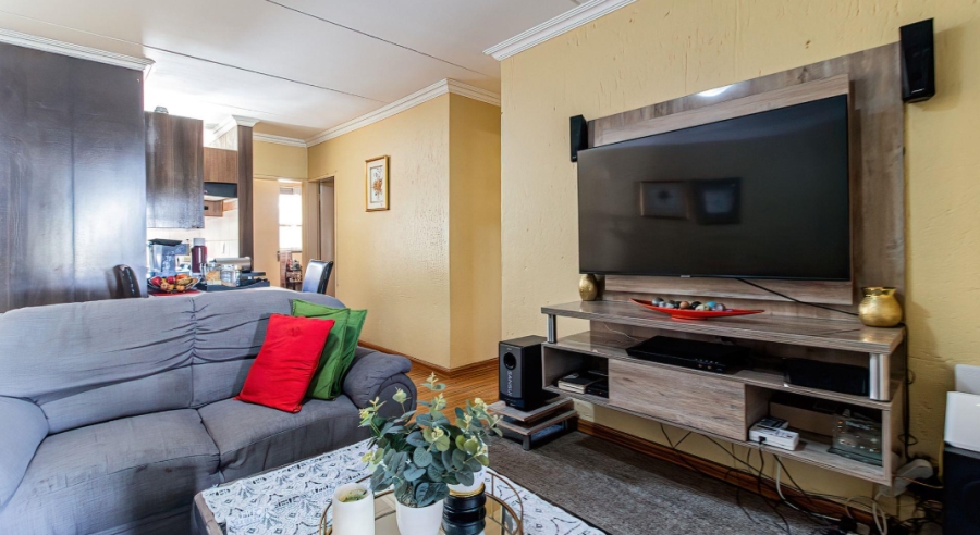 3 Bedroom Property for Sale in Mulbarton Gauteng