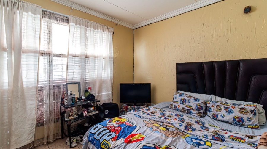 3 Bedroom Property for Sale in Mulbarton Gauteng