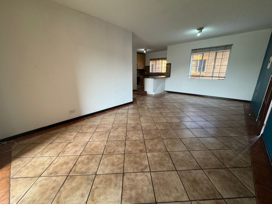 2 Bedroom Property for Sale in Eco Park Gauteng