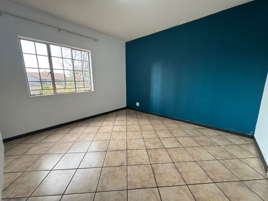 2 Bedroom Property for Sale in Eco Park Gauteng