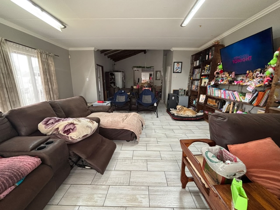 3 Bedroom Property for Sale in Brackendowns Gauteng