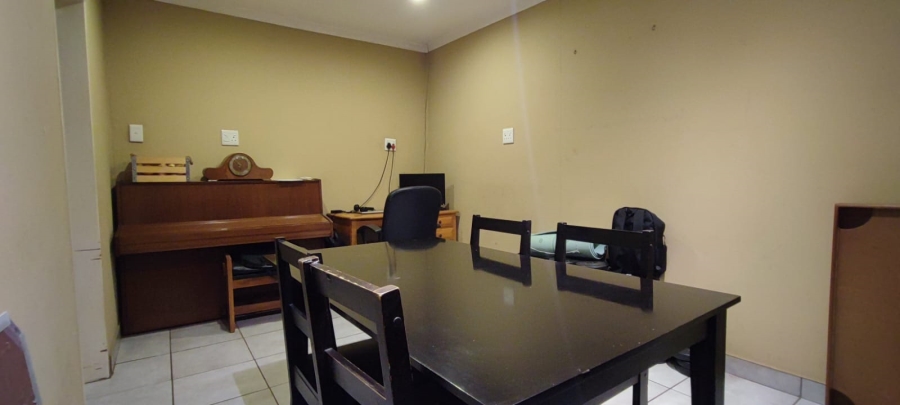 To Let 3 Bedroom Property for Rent in The Reeds Gauteng