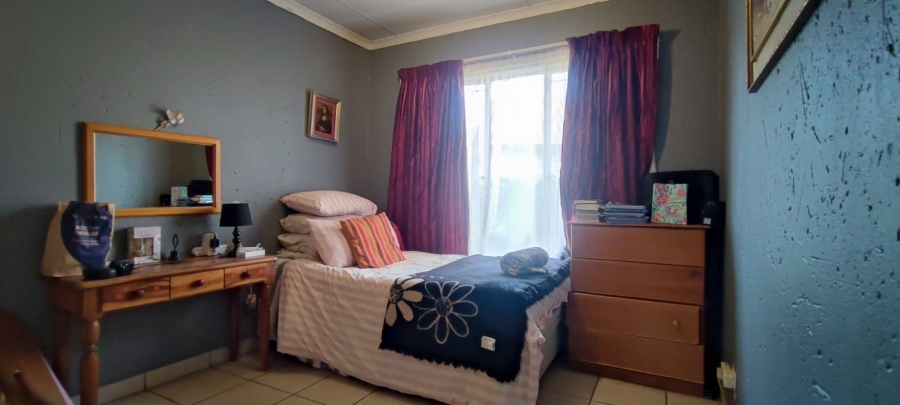 To Let 3 Bedroom Property for Rent in The Reeds Gauteng
