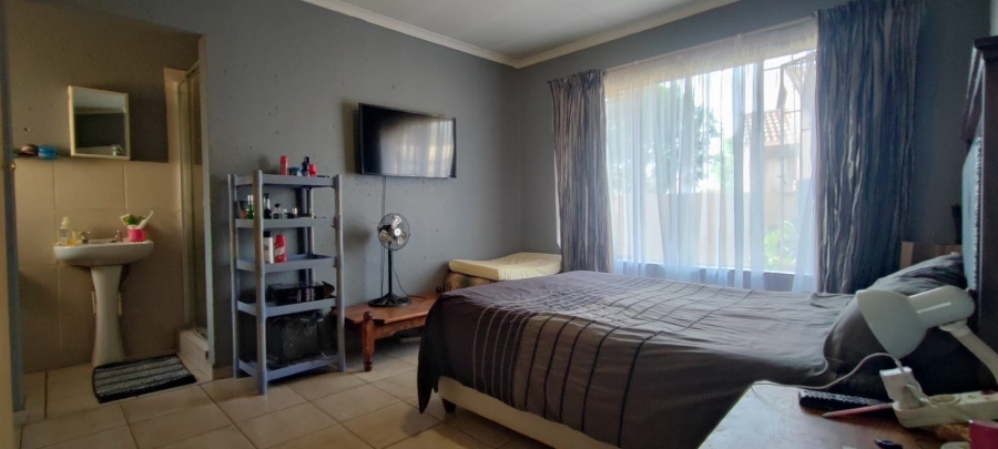 To Let 3 Bedroom Property for Rent in The Reeds Gauteng