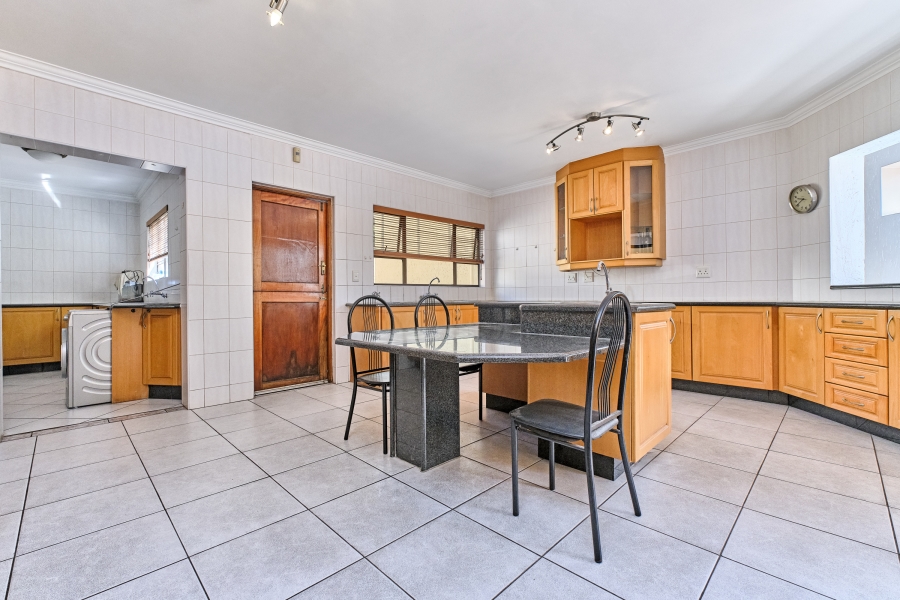 4 Bedroom Property for Sale in Kyalami Estates Gauteng