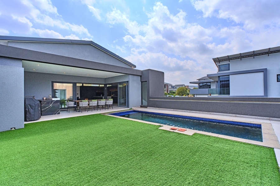 4 Bedroom Property for Sale in Waterfall Country Estate Gauteng