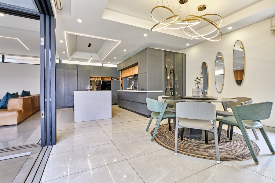 4 Bedroom Property for Sale in Waterfall Country Estate Gauteng