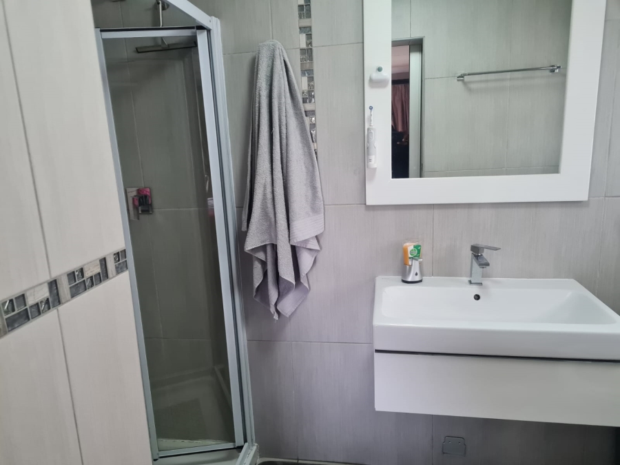 3 Bedroom Property for Sale in Illiondale Gauteng