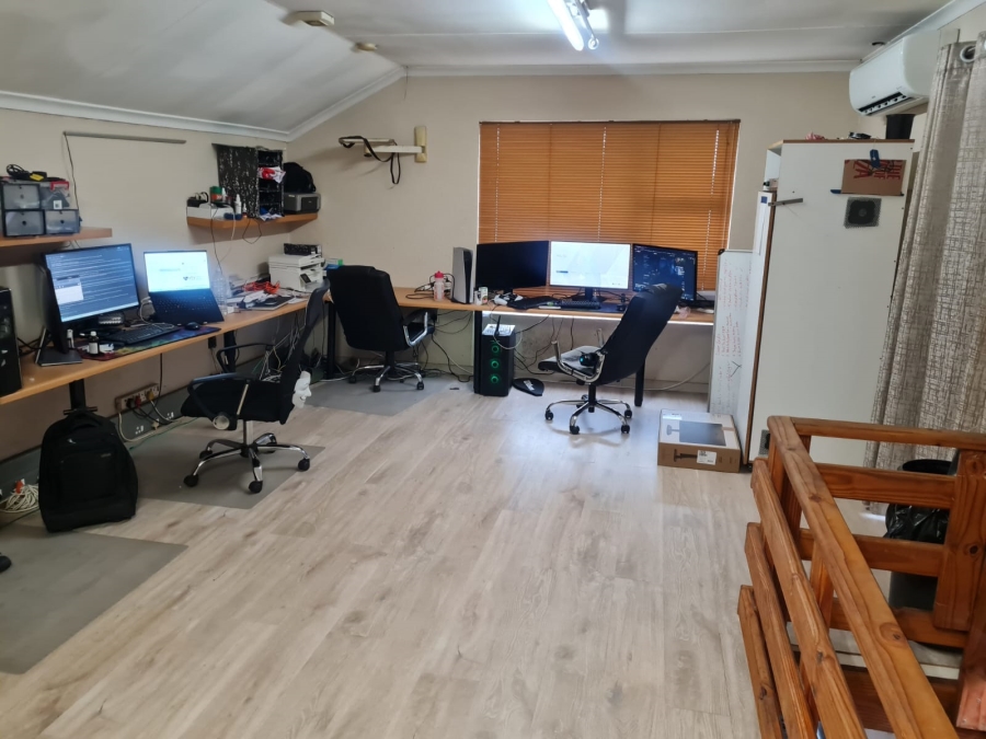 3 Bedroom Property for Sale in Illiondale Gauteng