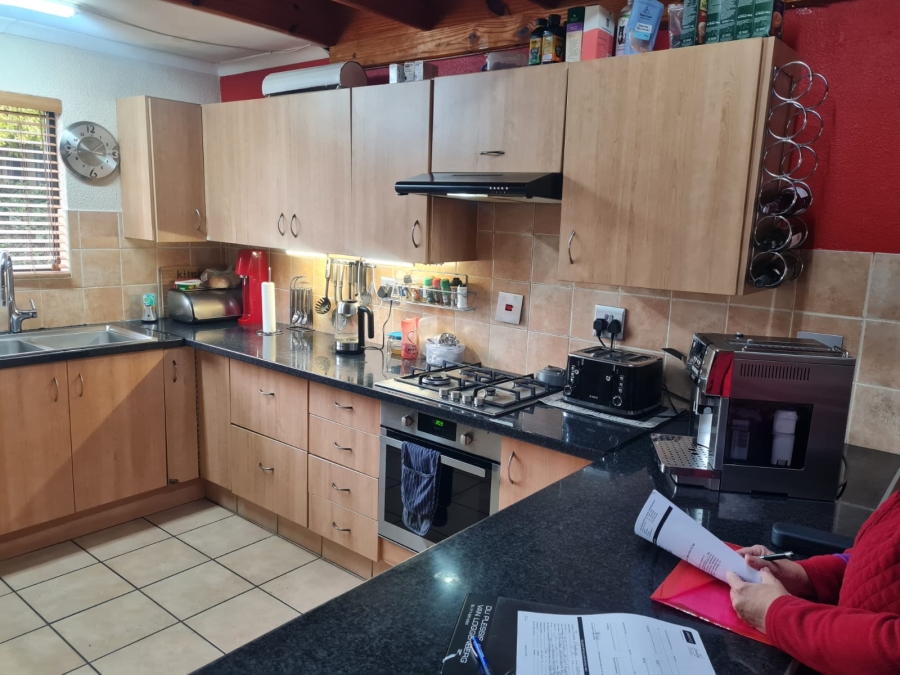 3 Bedroom Property for Sale in Illiondale Gauteng