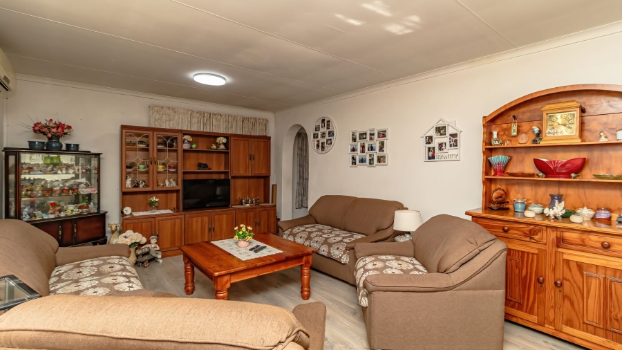 3 Bedroom Property for Sale in Illiondale Gauteng