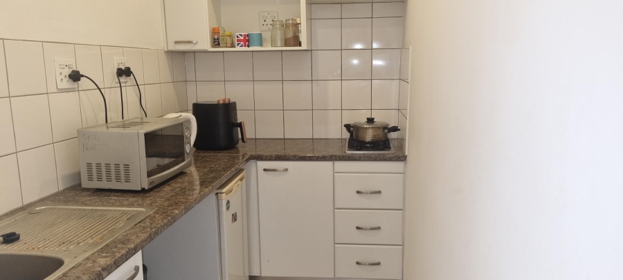 1 Bedroom Property for Sale in Craighall Park Gauteng